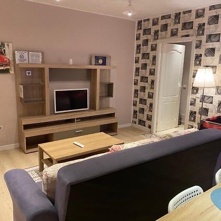 Апартаменти Igi Red Flat With Free Private Parking Клуж-Напока Екстер'єр фото