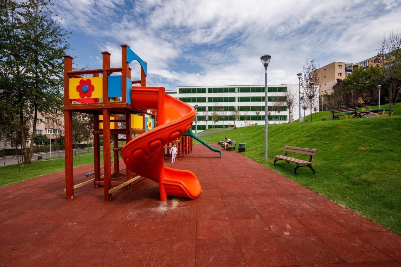 Апартаменти Igi Red Flat With Free Private Parking Клуж-Напока Екстер'єр фото