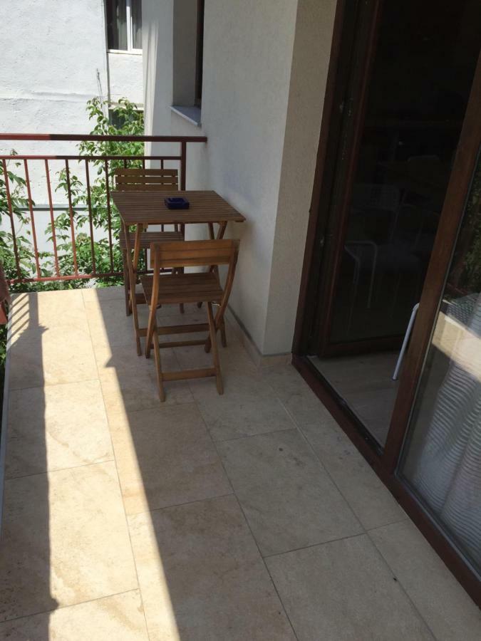 Апартаменти Igi Red Flat With Free Private Parking Клуж-Напока Екстер'єр фото